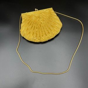 Vintage women’s Gold Beaded Satin Lined 1 Pocket Crossbody Bag. Evening Bag